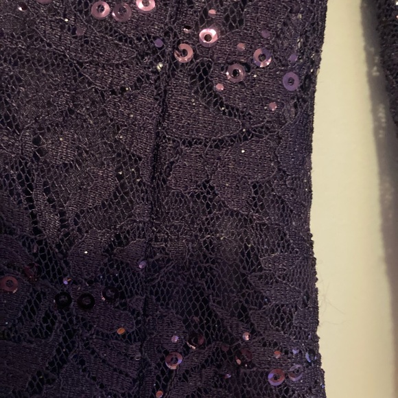 Tahari Plum Formal Sequined Gown NWOT - Picture 4 of 11